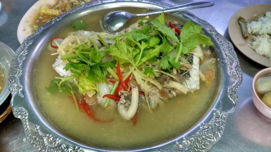 Pee Lek 59 Restaurant